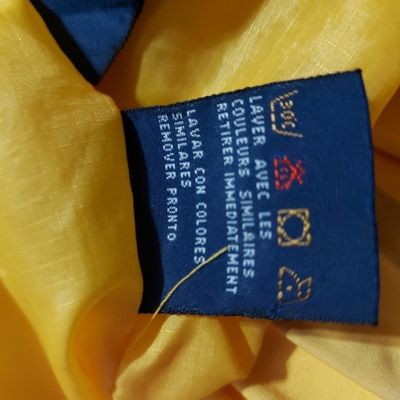 Vintage 90's Tommy Hilfiger Windbreaker - Picture 8 of 9